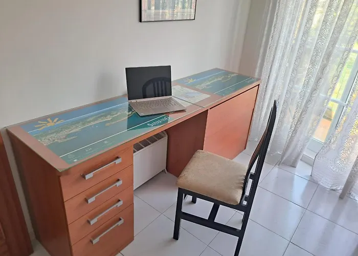 Isla アパート サンシェンショ